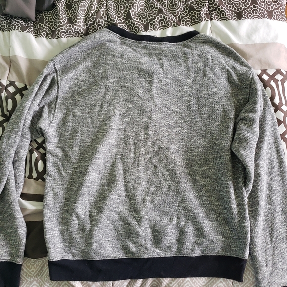 PINK Grey sweater - Picture 6 of 6